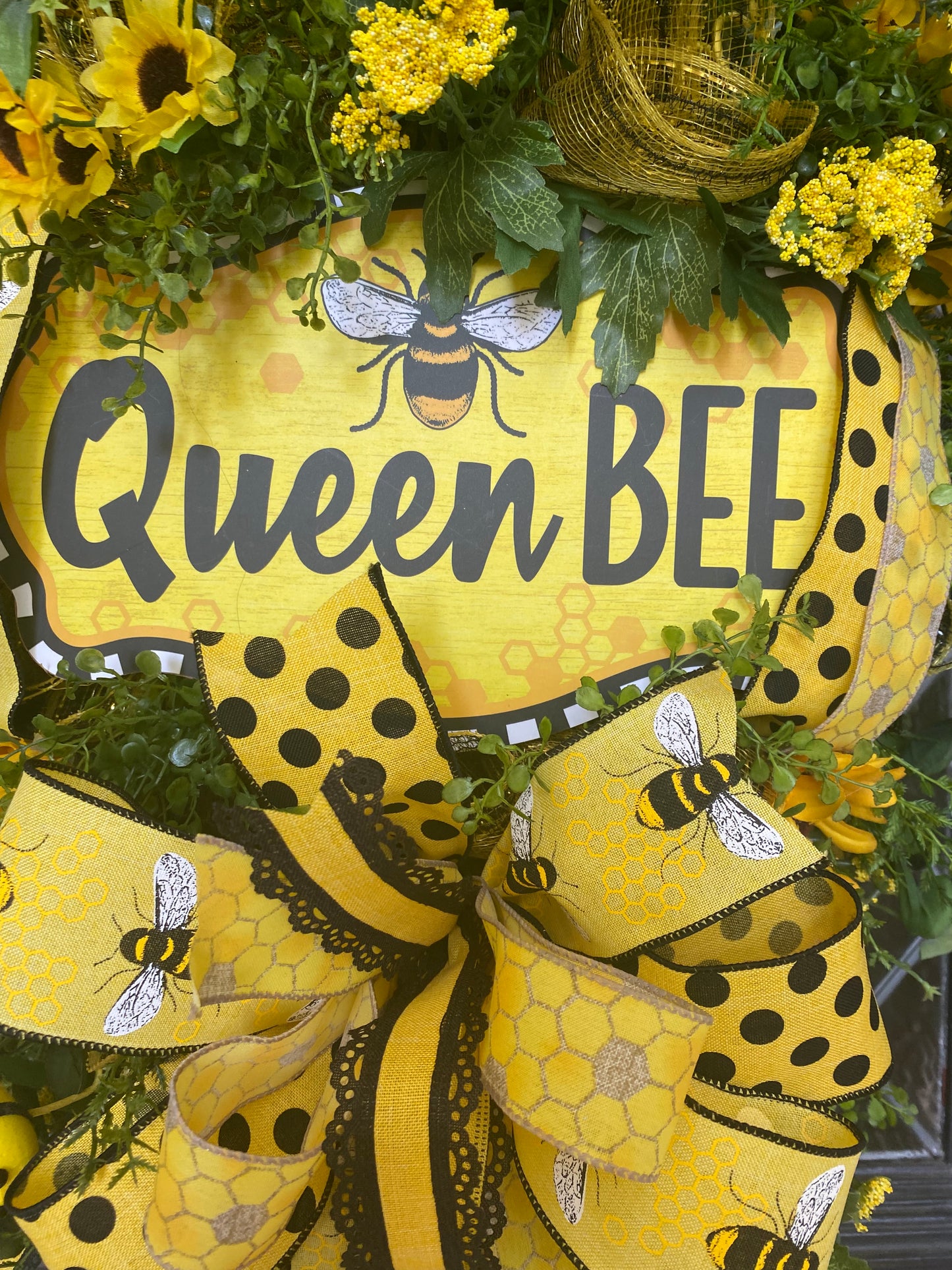 Wreath-Spring/Summer Queen Bee